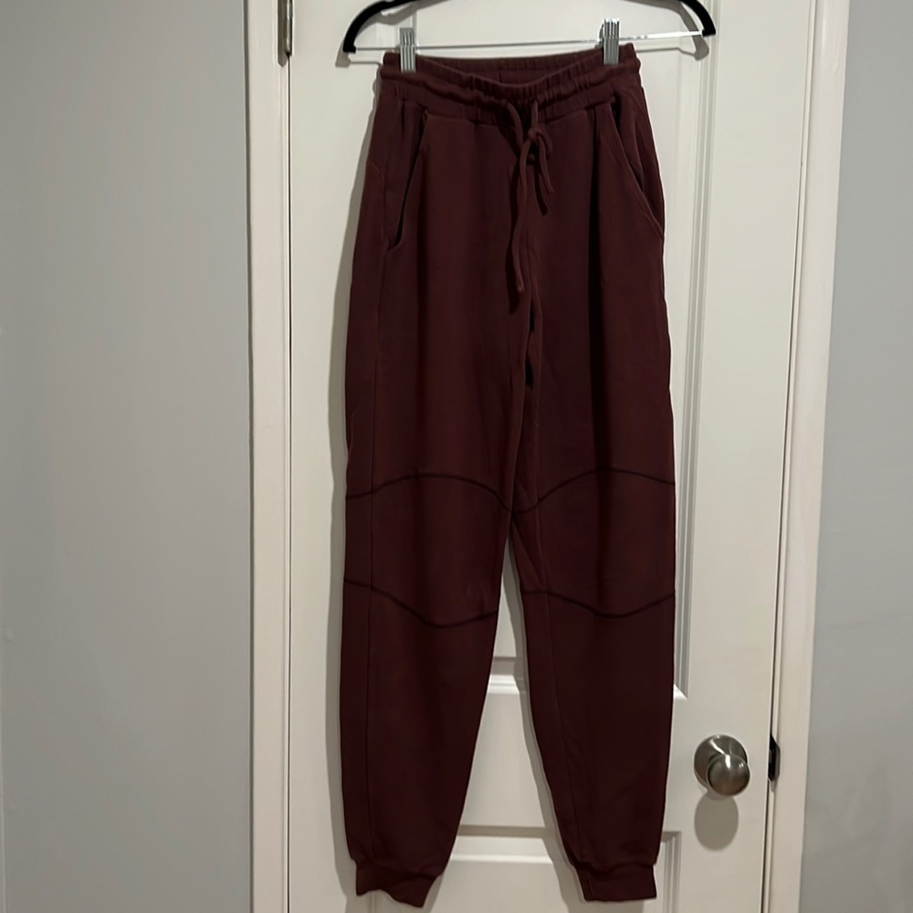 ALO sweat pant